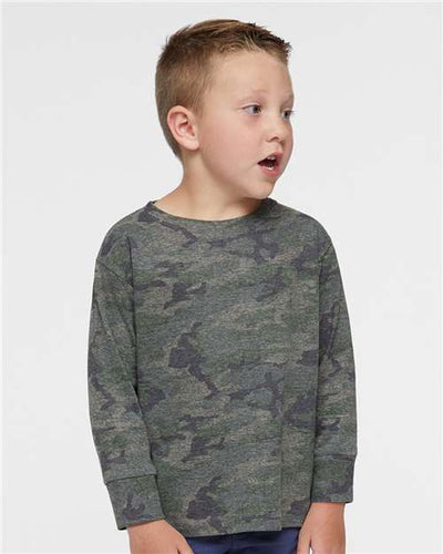 Rabbit Skins 3302 Vintage Camo — on model front
