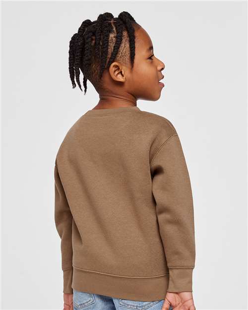 Rabbit Skins 3317 Coyote Brown — on model back