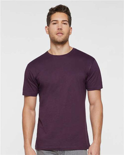 LAT 6901 Plum — on model front