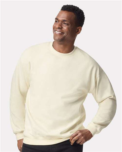 Gildan SF000 Off White — on model front