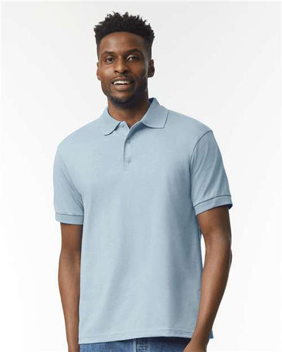 Gildan 8800 Light Blue — on model front