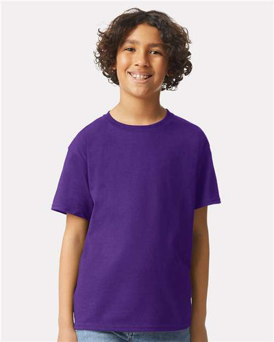 Gildan 2000B Purple — on model front