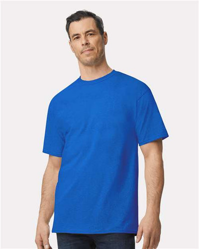 Gildan 2000T Royal — on model front