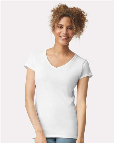 Gildan 64V00L White — on model front