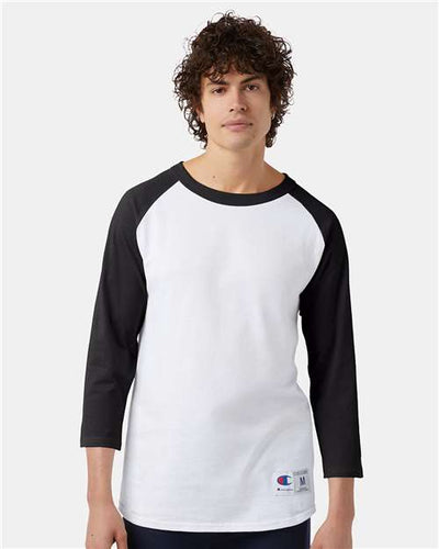 Champion T137 White/ Black — on model front