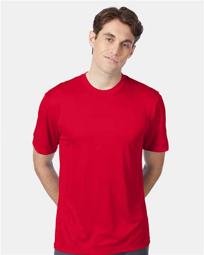 Hanes 4820 Deep Red — on model front
