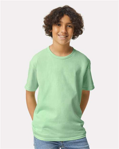 Gildan 2000B Mint Green — on model front