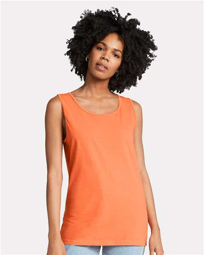 Comfort Colors 9360 Melon — on model front