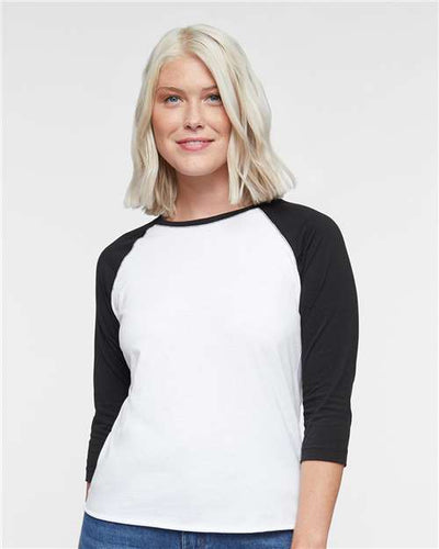 LAT 3530 White Solid/ Black — on model front