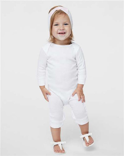 Rabbit Skins 4412 White — on model front