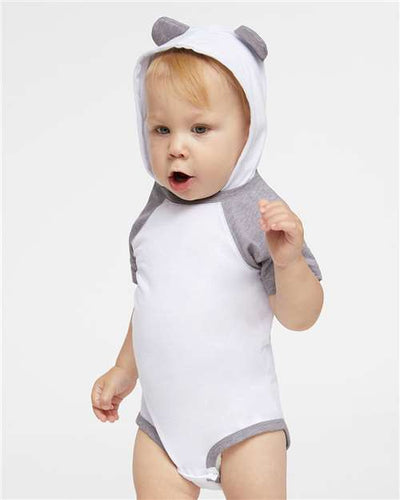 Rabbit Skins 4417 Blended White/ Vintage Heather — on model front