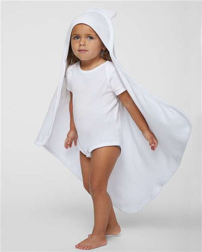 Rabbit Skins 1013 White — on model front