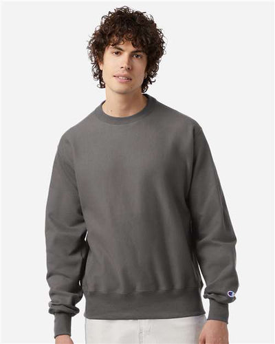 Champion S149 Stone Grey — on model front