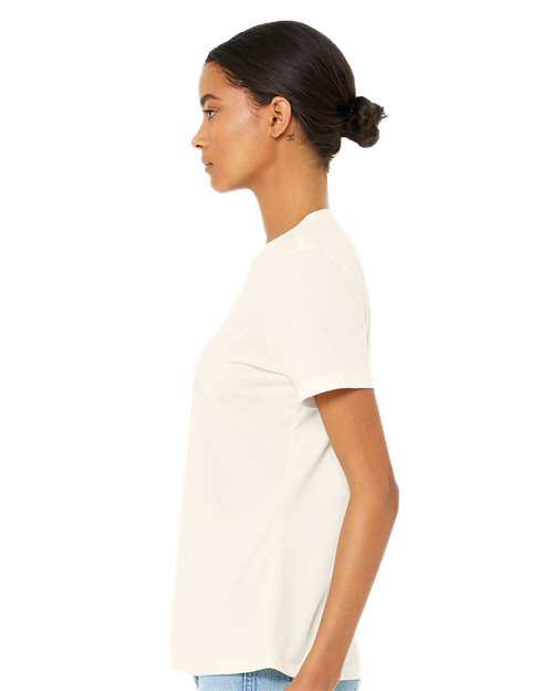 BELLA + CANVAS 6413 Solid Natural Triblend — on model side