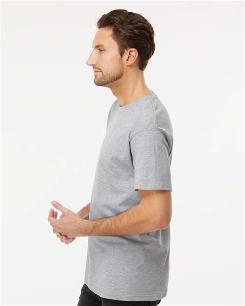 M&O 4800 Athletic Grey — on model side