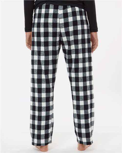 Boxercraft BW6620 Black/ White Buffalo Plaid — on model back