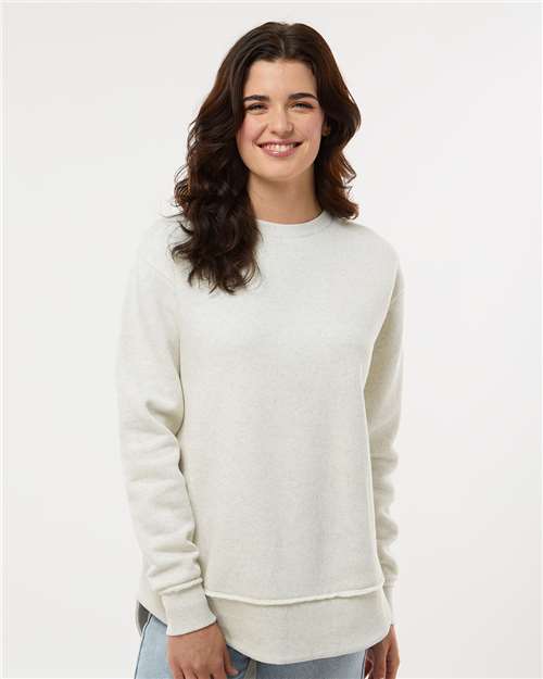 LAT 3525 Natural Heather — on model front