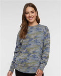 LAT 3525 Vintage Camo — on model front