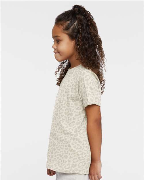 Rabbit Skins 3321 Natural Leopard — on model side