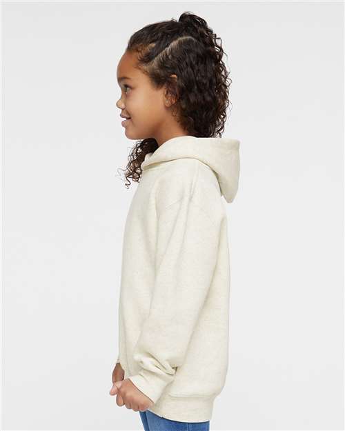 Rabbit Skins 3326 Natural Heather — on model side