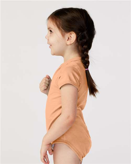 Rabbit Skins 4424 Peachy — on model side