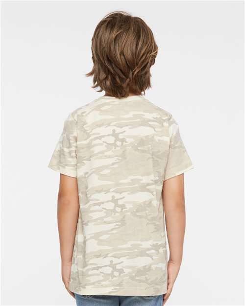 LAT 6101 Natural Camo — on model back