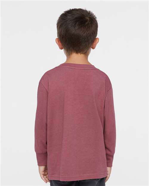 Rabbit Skins 3302 Rouge — on model back