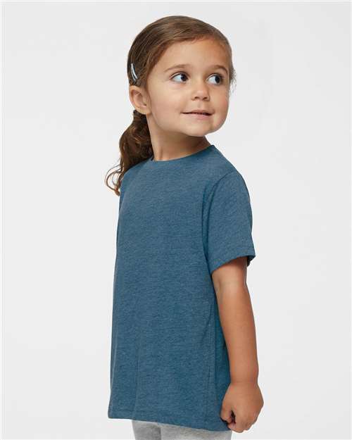 Rabbit Skins 3321 Bermuda Blackout — on model side