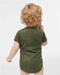 Rabbit Skins 4424 Green Reptile — on model back
