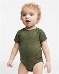 Rabbit Skins 4424 Green Reptile — on model front
