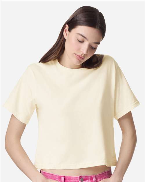 American Apparel 102 Creme — on model front