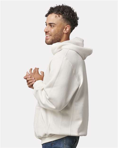 Russell Athletic 695HBM Vintage White — on model side
