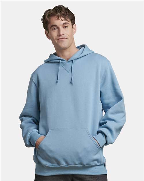Russell Athletic 695HBM Arctic Blue — on model front