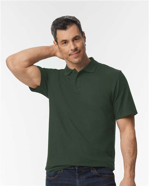 Gildan 64800 Forest Green — on model front