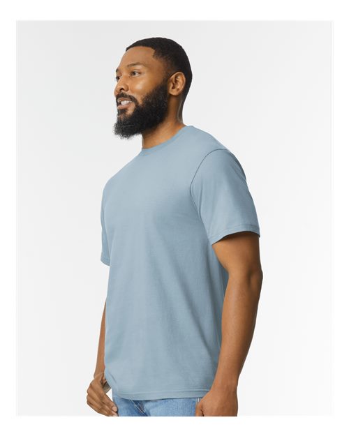 Gildan 65000 Stone Blue — on model side