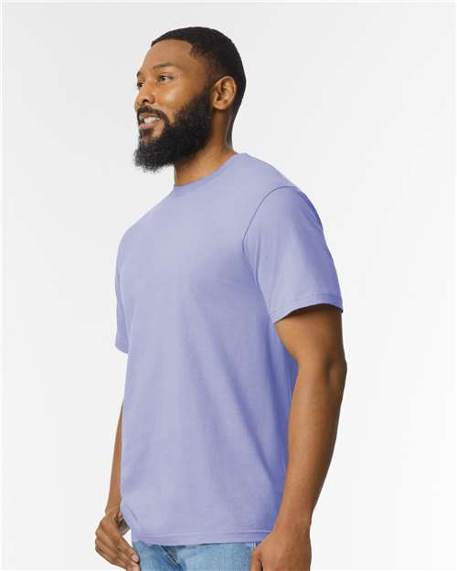 Gildan 65000 Violet — on model side
