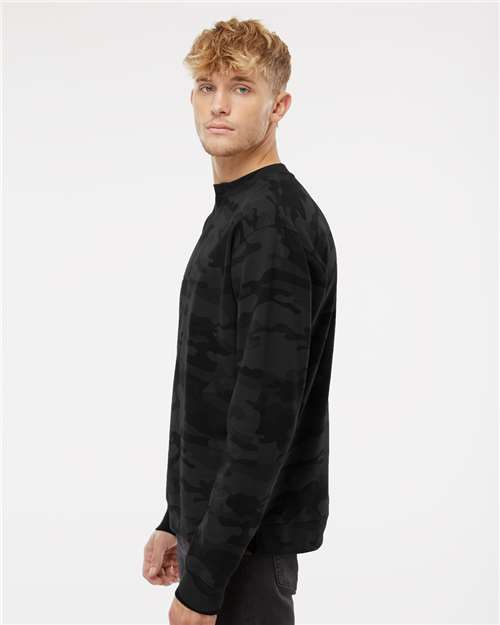 Independent Trading Co. SS3000 Black Camo — on model side