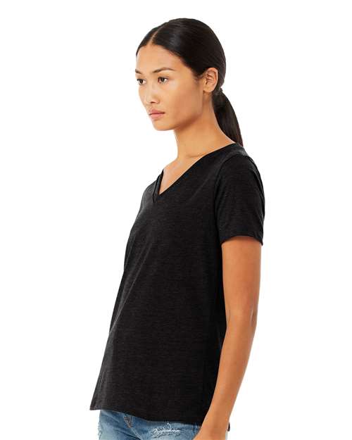 BELLA + CANVAS 6405CVC Solid Black Blend — on model side