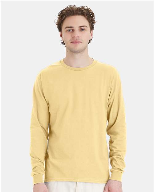 Hanes 5286 Athletic Gold — on model front