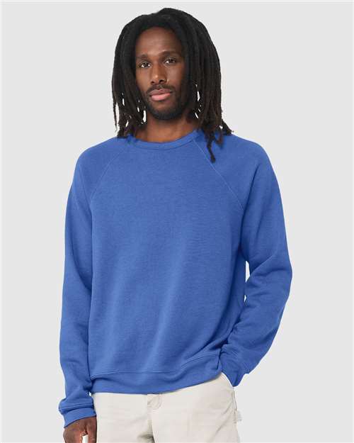 BELLA + CANVAS 3901 Heather True Royal — on model front
