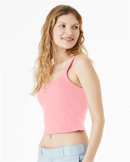 BELLA + CANVAS 1012 Solid Pink Blend — on model side
