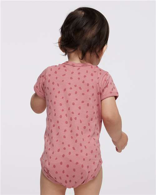 Rabbit Skins 4424 Mauvelous Spot — on model back