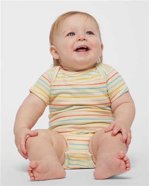 Rabbit Skins 4424 Sunkissed Stripe — on model front