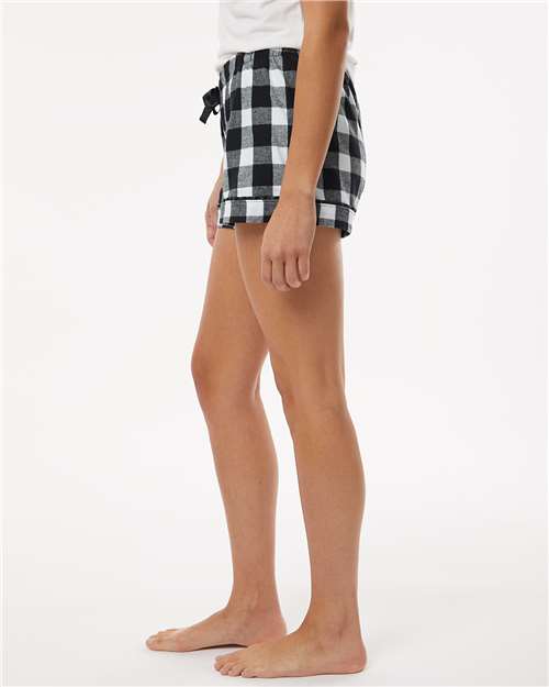 Boxercraft BW6501 Black/ White Buffalo Plaid — on model side