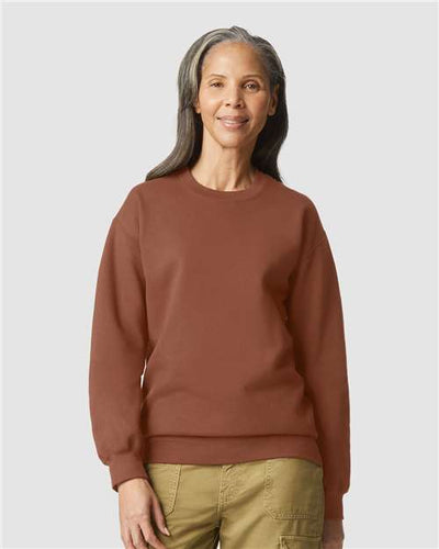 Gildan SF000 Cocoa — on model front