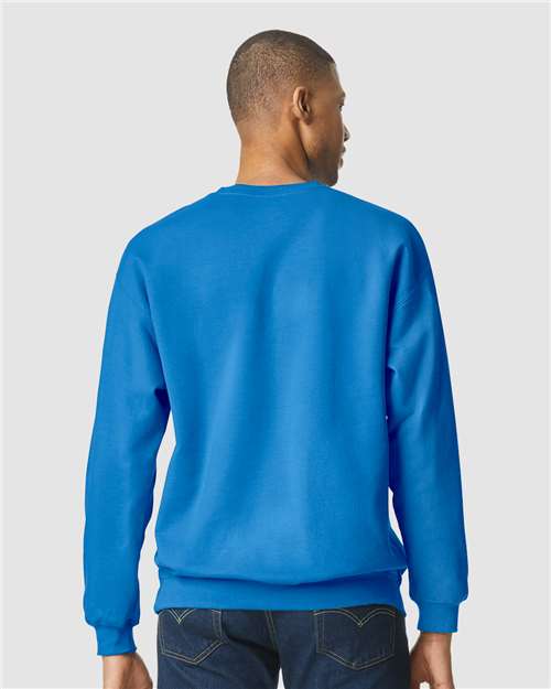 Gildan SF000 Royal — on model back