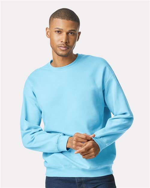 Gildan SF000 Sky — on model front