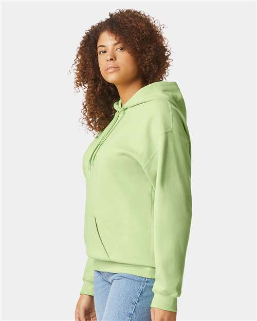 Gildan SF500 Pistachio — on model side