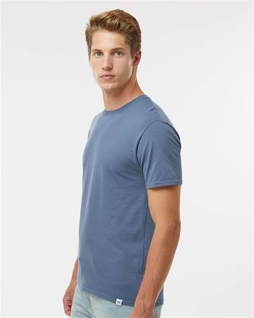Russell Athletic 64STTM Vintage Blue — on model side
