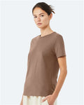 BELLA + CANVAS 6400 Vintage Brown — on model side